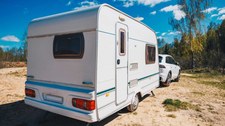 Se mudaron con sus caravanas… y ahora deberán abandonarlo