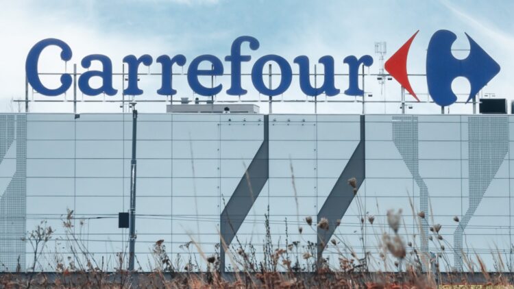 Carrefour arrasa a la competencia: esta barbacoa cambiará tu jardín y te convertirá en el anfitrión del verano 1 Carrefour arrasa a la competencia: esta barbacoa cambiará tu jardín