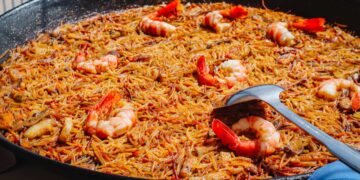 El chef José Andrés desvela el secreto para una fideuá perfecta