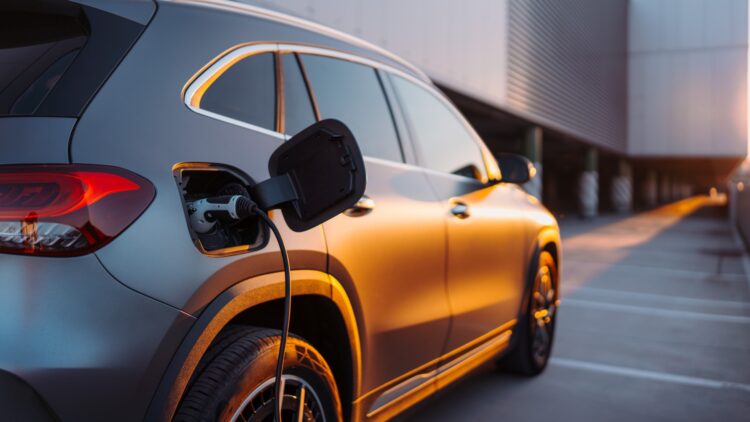 Adiós a Tesla: el coche eléctrico del futuro viene de China, se recarga en un santiamén y esta es la autonomía que tiene 1 Adiós a Tesla: el coche eléctrico del futuro viene de China