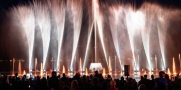 Cine gratis y espectáculos de agua