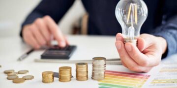 Esto es lo que pasará con tu factura de la luz al volver de vacaciones