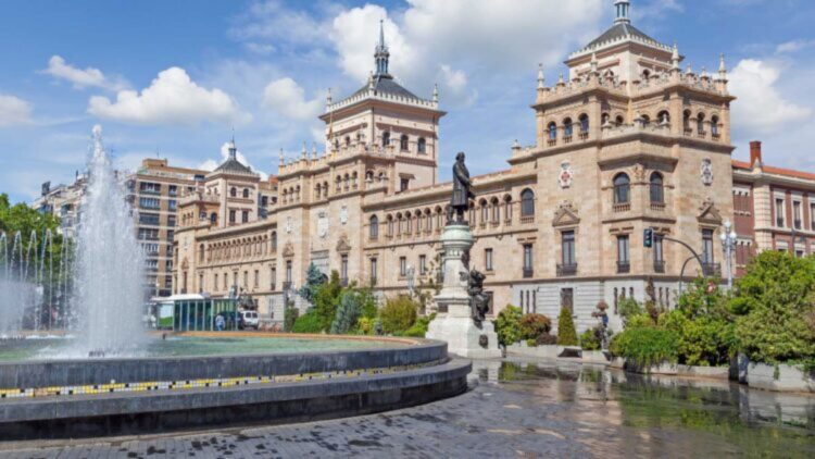 Confirmado: esta ciudad se encuentra a una hora en AVE de Madrid y es ideal para una escapada de fin de semana 1 Esta ciudad se encuentra a una hora en AVE de Madrid