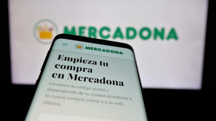 Mercadona arrasa a la competencia: estas son las claves que han llevado a la empresa española a ser líder en supermercados 1 Mercadona arrasa a la competencia: estas son las claves