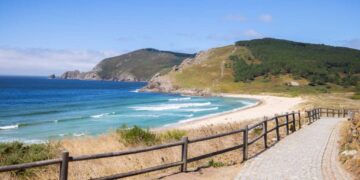 Esta playa de Galicia es un espectáculo natural