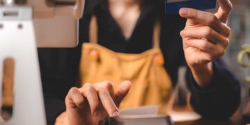 Ni champán ni caviar: pagan 63.000 euros en un restaurante