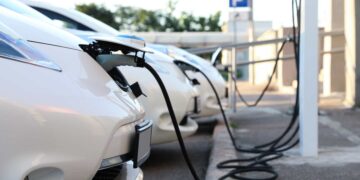 Los españoles no terminan de apostar por el coche eléctrico