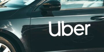 Adiós a Tesla: Uber se adelanta a Elon Musk