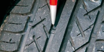 Pequeños triángulos en tus neumáticos pueden salvarte de una multa