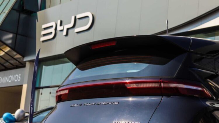 Adiós al dominio alemán: BYD ‘amenaza’ el mercado del automóvil y este es el plazo que se da para ser líder 1 BYD ‘amenaza’ el mercado del automóvil