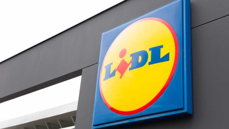 Lidl lo vuelve a hacer: despídete del frío en casa este otoño con este aparato que vende a precio de outlet 1 Lidl lo vuelve a hacer: despídete del frío en casa