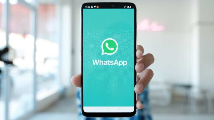 Despiden a una trabajadora por WhatsApp y todo acaba en los juzgados: esta es la multa a la que se tuvo que enfrentar la empresa 1 Despiden a una trabajadora por WhatsApp
