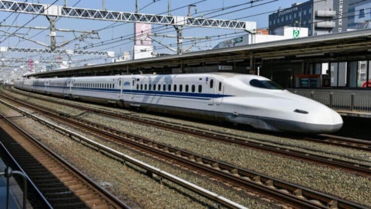 Confirmado por la Comisión Europea: este es el plan ferroviario de alta velocidad que planea hacer Madrid-París en 6 horas 1 Plan ferroviario de alta velocidad que planea hacer Madrid-París