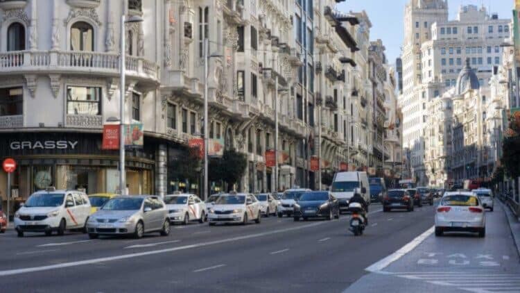 Más de 200.000 coches quedarán inmovilizados en Madrid