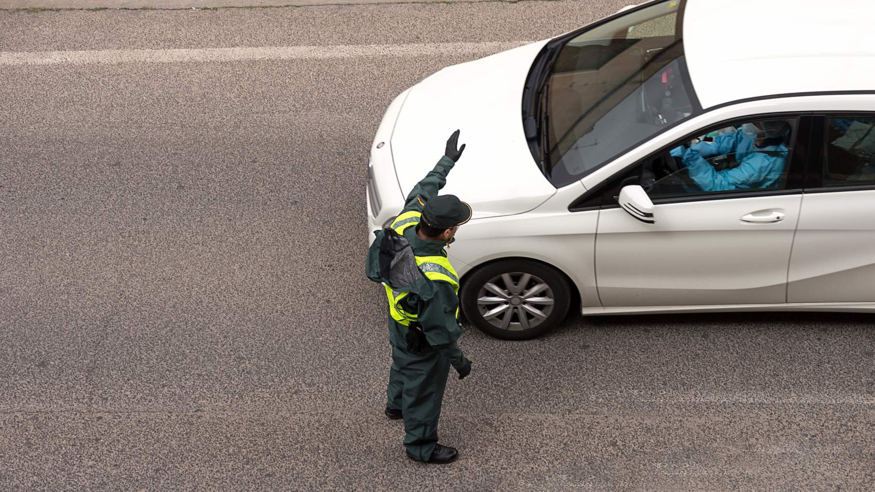 La Guardia Civil lo hace oficial: pillan a un conductor yendo a 255 km/hora y así puede llegar a ser castigado 1 Pillan a un conductor yendo a 255 km/hora