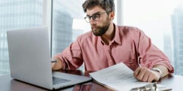 Ni baja médica ni contrato temporal: así es el 'job hopping'