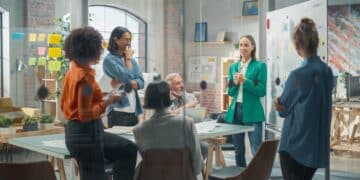 A los jóvenes hay que ofrecerles un futuro porque si no...