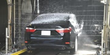 Los lavaderos de coches esconden un riesgo para tu coche