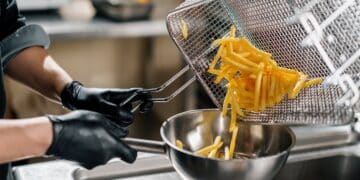 Desvela su truco para unas patatas fritas perfectas