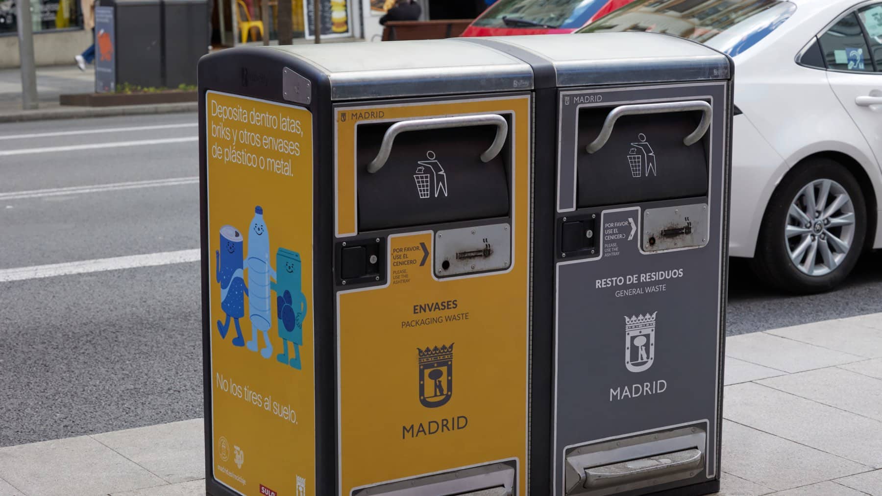 La OCU dicta sentencia: estos son los pasos y los plazos para reclamar la tasa de basuras que tu ayuntamiento quiere cobrarte 1 Los pasos y los plazos para reclamar la tasa de basuras