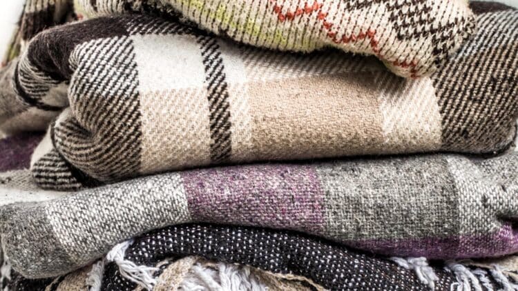 Las mantas más virales de España se hacen en Soria: su precio despierta críticas... pero tiene todo el sentido