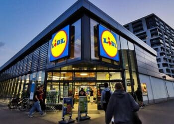 La OCU dicta sentencia: el mejor turrón que podrás comer esta Navidad es este que vende Lidl