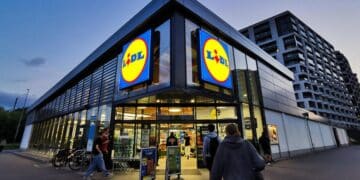 La OCU dicta sentencia: el mejor turrón que podrás comer esta Navidad es este que vende Lidl