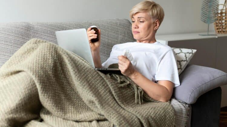 El truco viral de una joven que teletrabaja: "Así estoy calentita sin tener que encender la calefacción" 1 Calentarse en casa