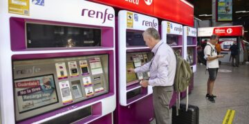 Renfe lo hace oficial: 2026 empieza con el lanzamiento de estos abonos bonificados y así puedes hacerte con ellos