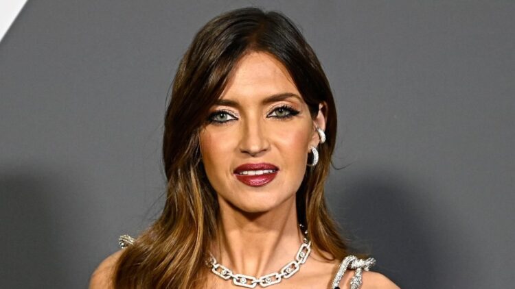 Ingresan de urgencia a Sara Carbonero en un hospital de Lanzarote durante sus vacaciones