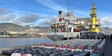 Interceptado en el Atlántico un barco que ocultaba cerca de diez toneladas de cocaína.