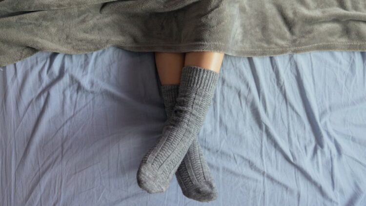 Jorge Ángel Heras, enfermero: "Estos son los riesgos que corremos al dormir con calcetines en invierno" 1 Jorge Ángel Heras, enfermero: "Estos son los riesgos que corremos al dormir con calcetines en invierno".