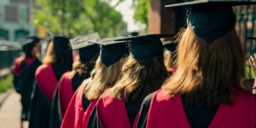 La Unión Europea confirma el problema estructural de España con los estudios y el trabajo