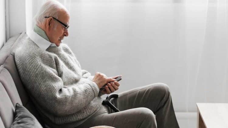 La Junta apuesta por el programa 'Viviendas en red' para evitar que los mayores tengan que abandonar sus casas