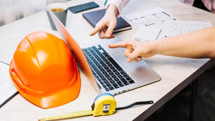 Nuevas ayudas de la Junta para aumentar la seguridad laboral en los centros de trabajo