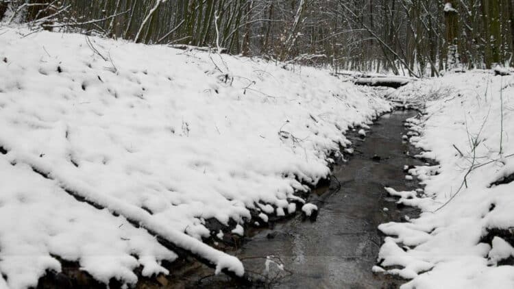 El temporal de nieve se salda con dos muertos en las carreteras de Castilla y León