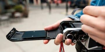 This is how you should carry your cameras so TSA security doesn't erase your memories