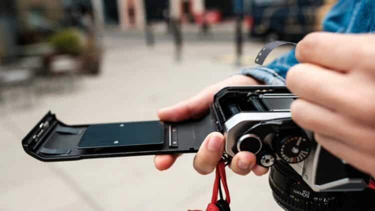 No pockets or checked bags - this is how you should carry your cameras so TSA security doesn't erase your memories 1 This is how you should carry your cameras so TSA security doesn't erase your memories