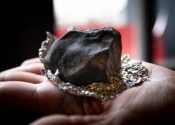 Confirmed by NASA and ESA - the 2023 CX1 meteorite was just revealed in France