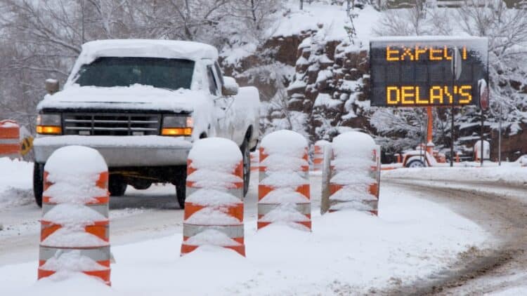 Meteorologists are warning of the first major snowfall of the season in the U.S., and northern states are already on alert 1 Winter storm warning with snowfall of up to 18 inches in California and Nevada