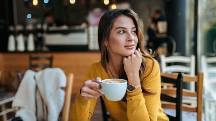 Epidemiologist Tim Spector explains what happens in the bodies of people who drink coffee daily versus those who don't 1 Epidemiologist Tim Spector explains what happens in the bodies of people who drink coffee daily versus those who don't