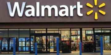 Goodbye Walmart - nationwide closure of 4,600 stores during two key holidays