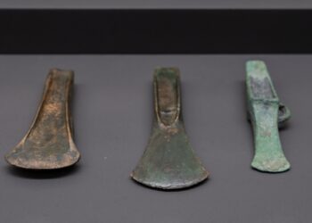 Archaeologists find an intact Bronze Age village with more than 3,000 years of history