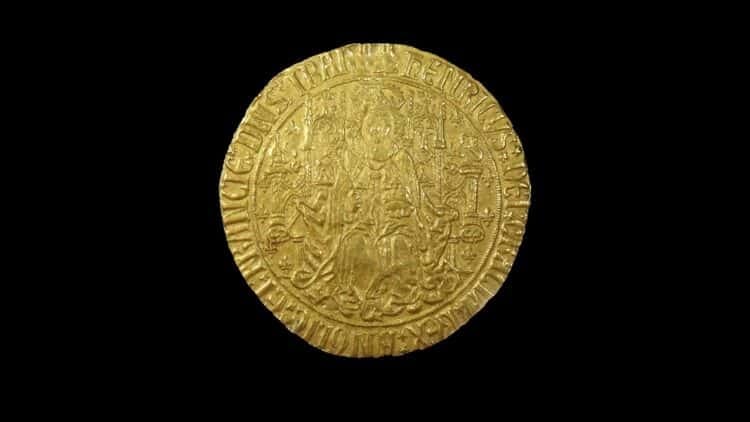A married couple in England finds 70 Tudor gold coins valued at more than 265,000 euros - this is their story 1 A married couple in England finds 70 Tudor gold coins valued at more than 265,000 euros