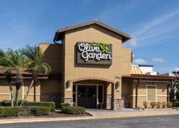 Olive Garden will close its 900 restaurants across the US these two days