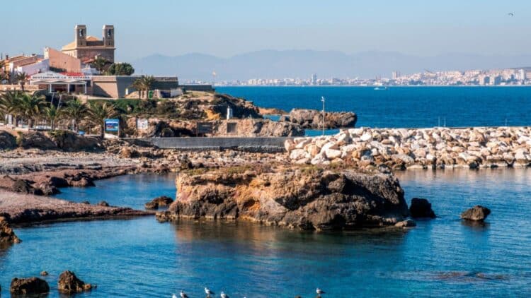 Neither Ibiza nor Mallorca - the island of Tabarca conquers the U.S. media for its charm and tranquility 1 The island of Tabarca conquers the U.S. media for its charm and tranquility