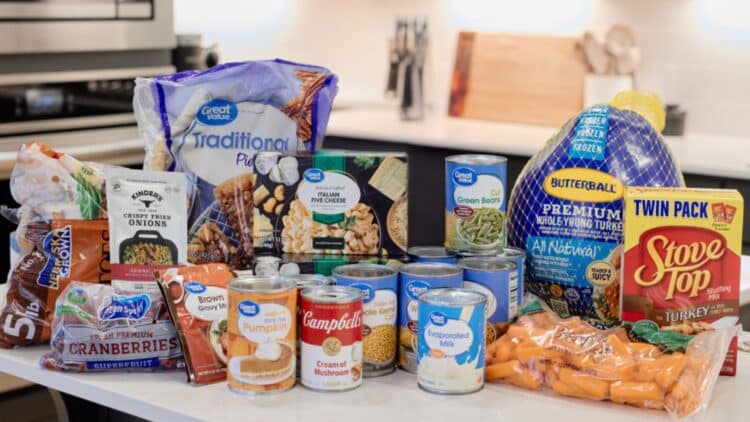 Walmart is bringing back its full Thanksgiving dinner for less than $4 per person