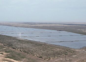 The Noor Abu Dhabi solar plant is already producing energy for 66,000 homes