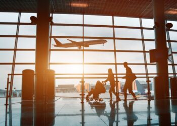 Google Flights reveals how to pay less for Thanksgiving and Christmas flights