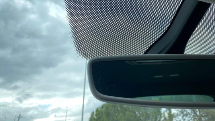 They're not just decorations—the black dots on your car windshield have a vital function that almost no one knows about 1 They're not just decorations—the black dots on your car windshield have a vital function that almost no one knows about